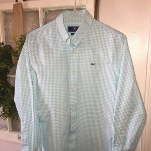 BOYS BUTTON-UP VINEYARD VINES SHIRT- Size M